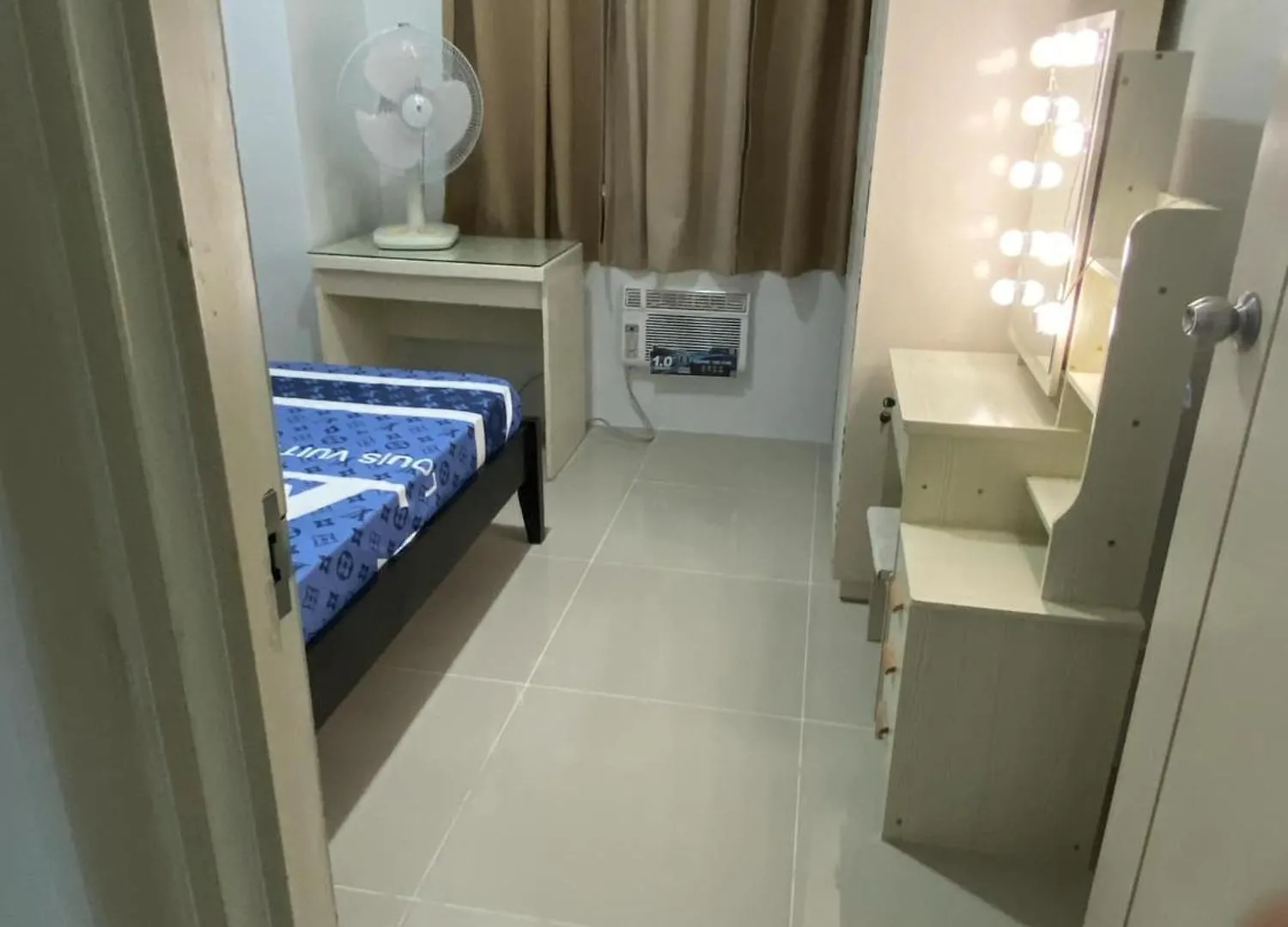 Sea Residences Moa 2Br - Reynil Manila